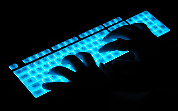 hacker_3010448b.jpg